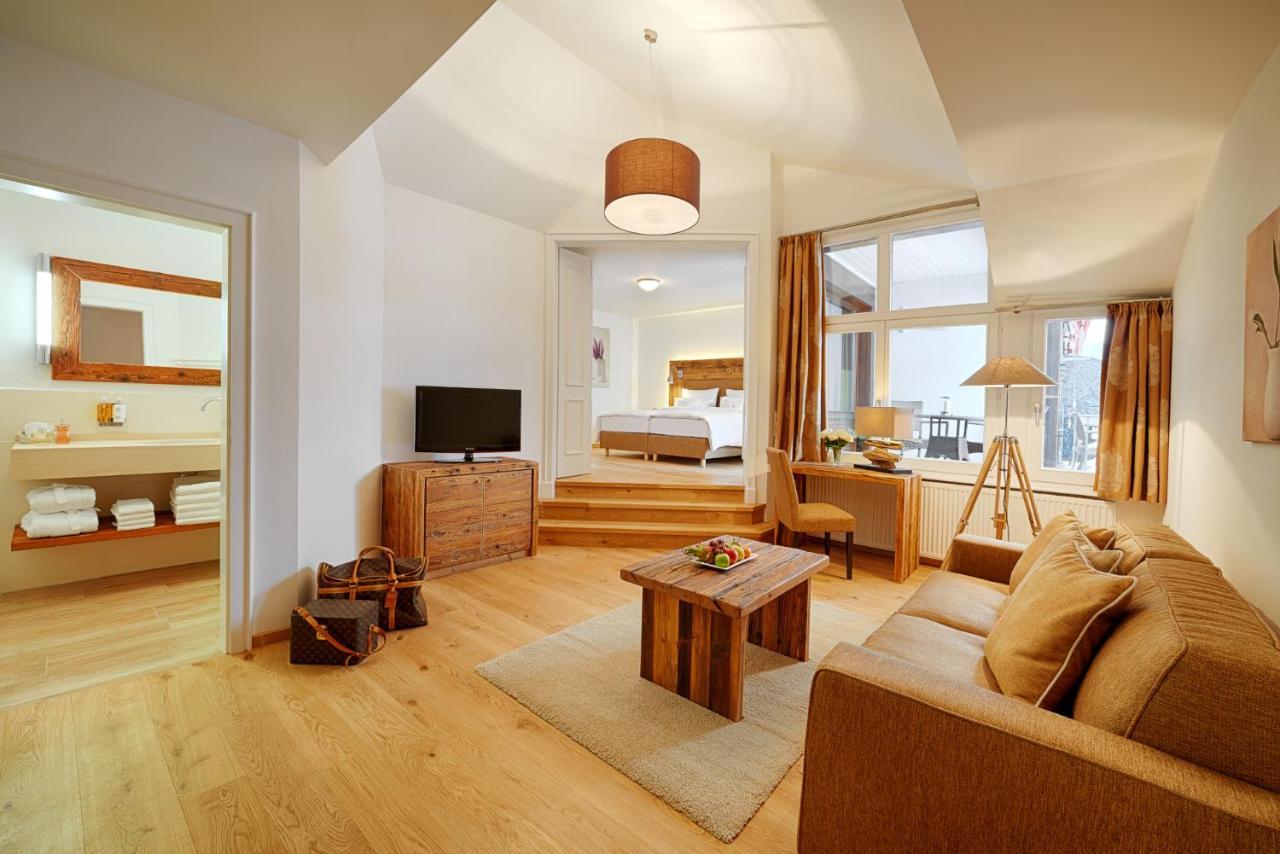 Adler Haeusern Gourmet & Spa Hotel Exteriör bild