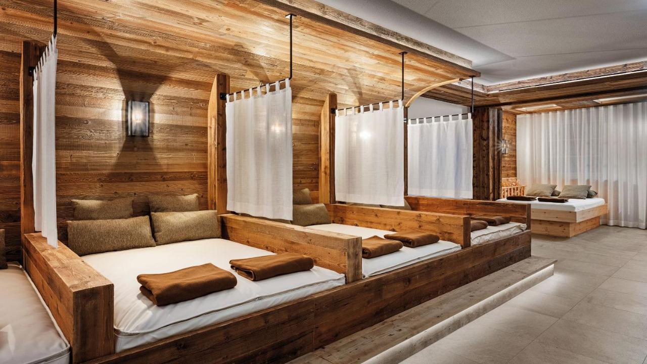 Adler Haeusern Gourmet & Spa Hotel Exteriör bild