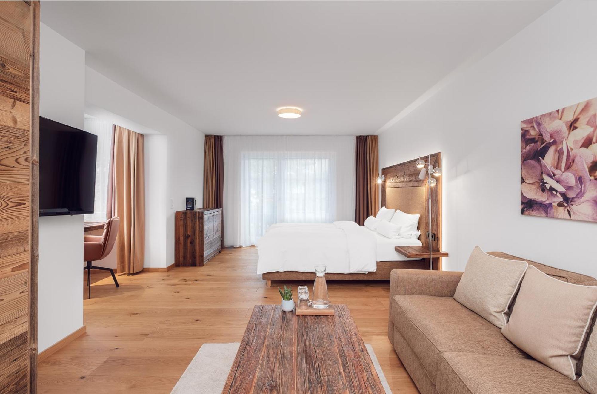 Adler Haeusern Gourmet & Spa Hotel Exteriör bild