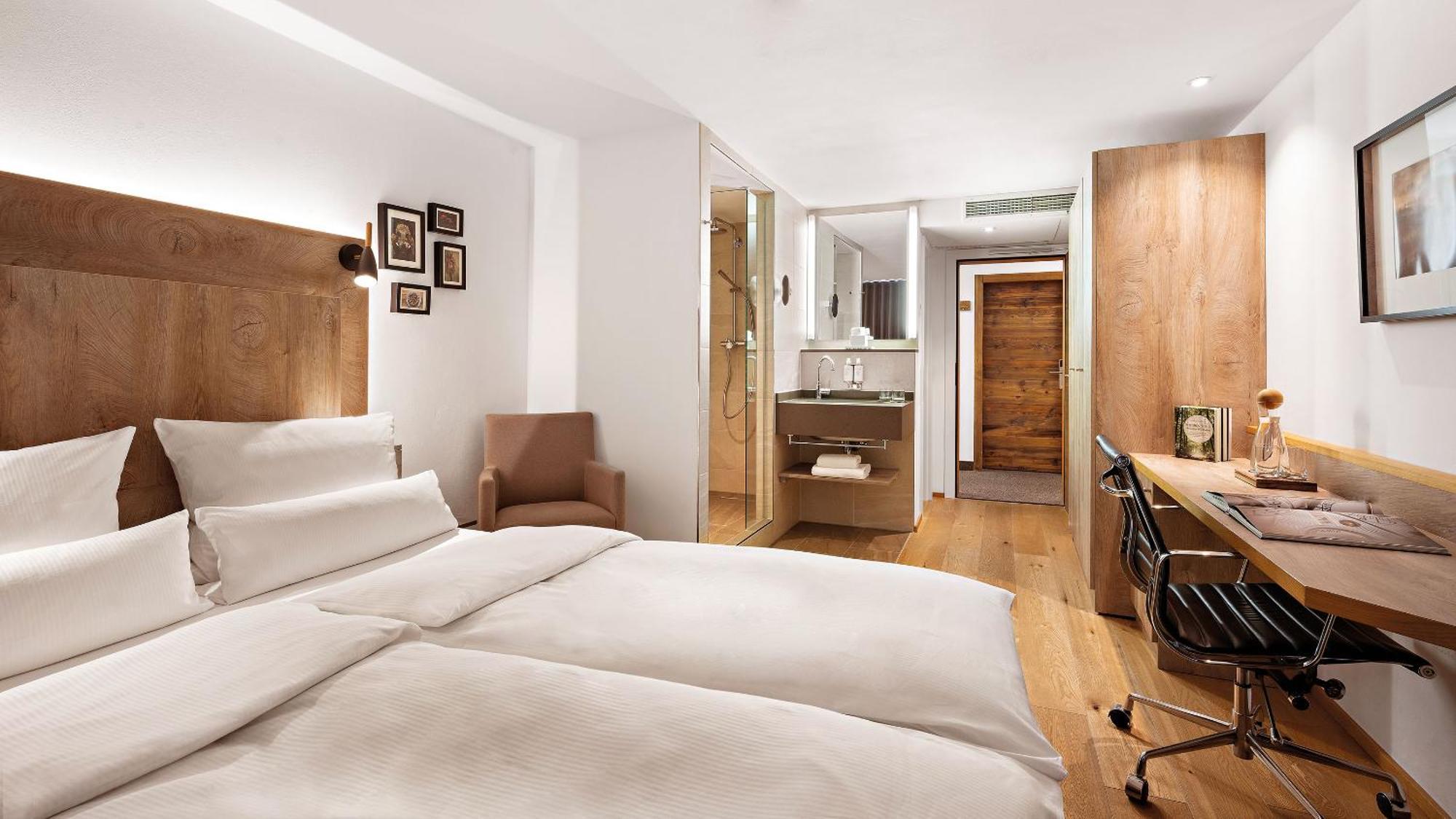 Adler Haeusern Gourmet & Spa Hotel Rum bild