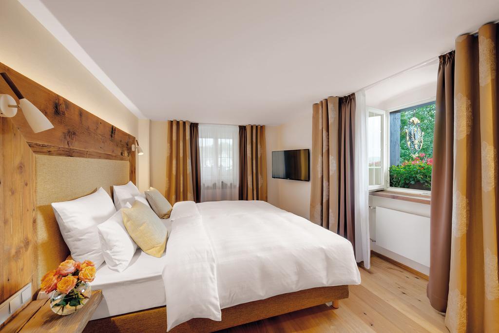 Adler Haeusern Gourmet & Spa Hotel Exteriör bild