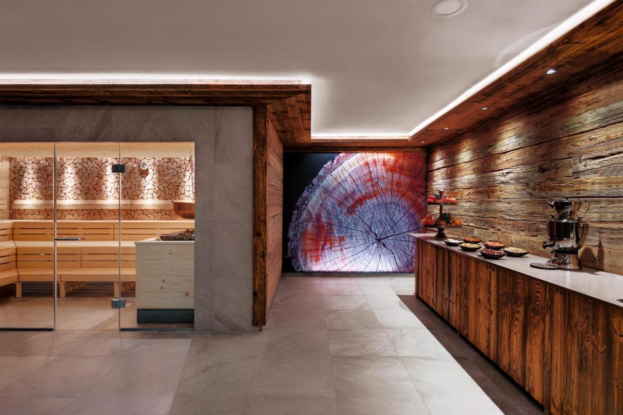 Adler Haeusern Gourmet & Spa Hotel Exteriör bild